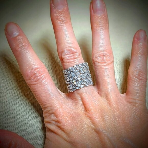 Elegant Crystal & Silver Rings (x4) - Picture 3 of 10